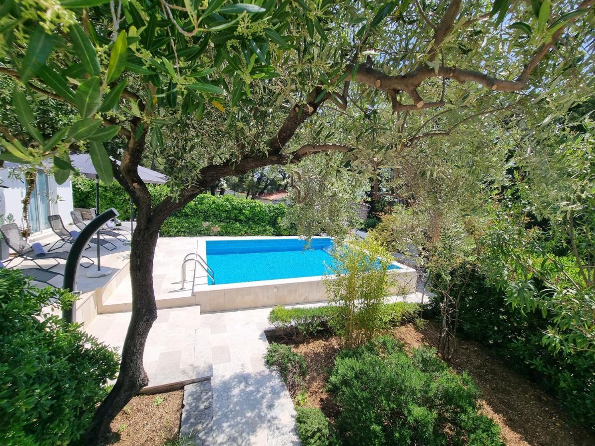 Villa Ilaria Bol Exterior foto